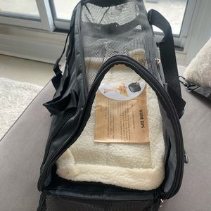 EVELTEK Soft Side Pet Carrier Travel Bag (for cats & dogs)